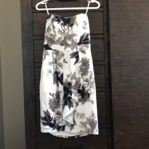 Le Chateau Summer Dress